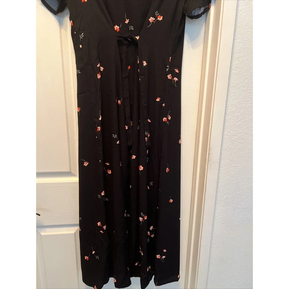 Saks Fifth Avenue Sadie Floral Black Midi Dress Button Front V-Neck NWT Size 4 - Picture 10 of 10